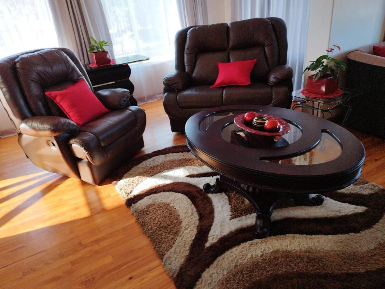 דירות Graaff-Reinet Tj Self-Catering חדר תמונה