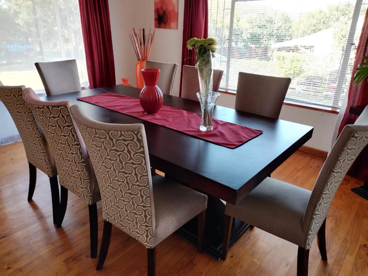 דירות Graaff-Reinet Tj Self-Catering חדר תמונה